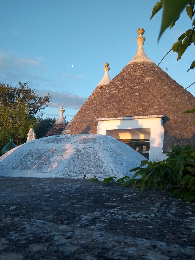 Trulli Di Ivana Остуні Екстер'єр фото