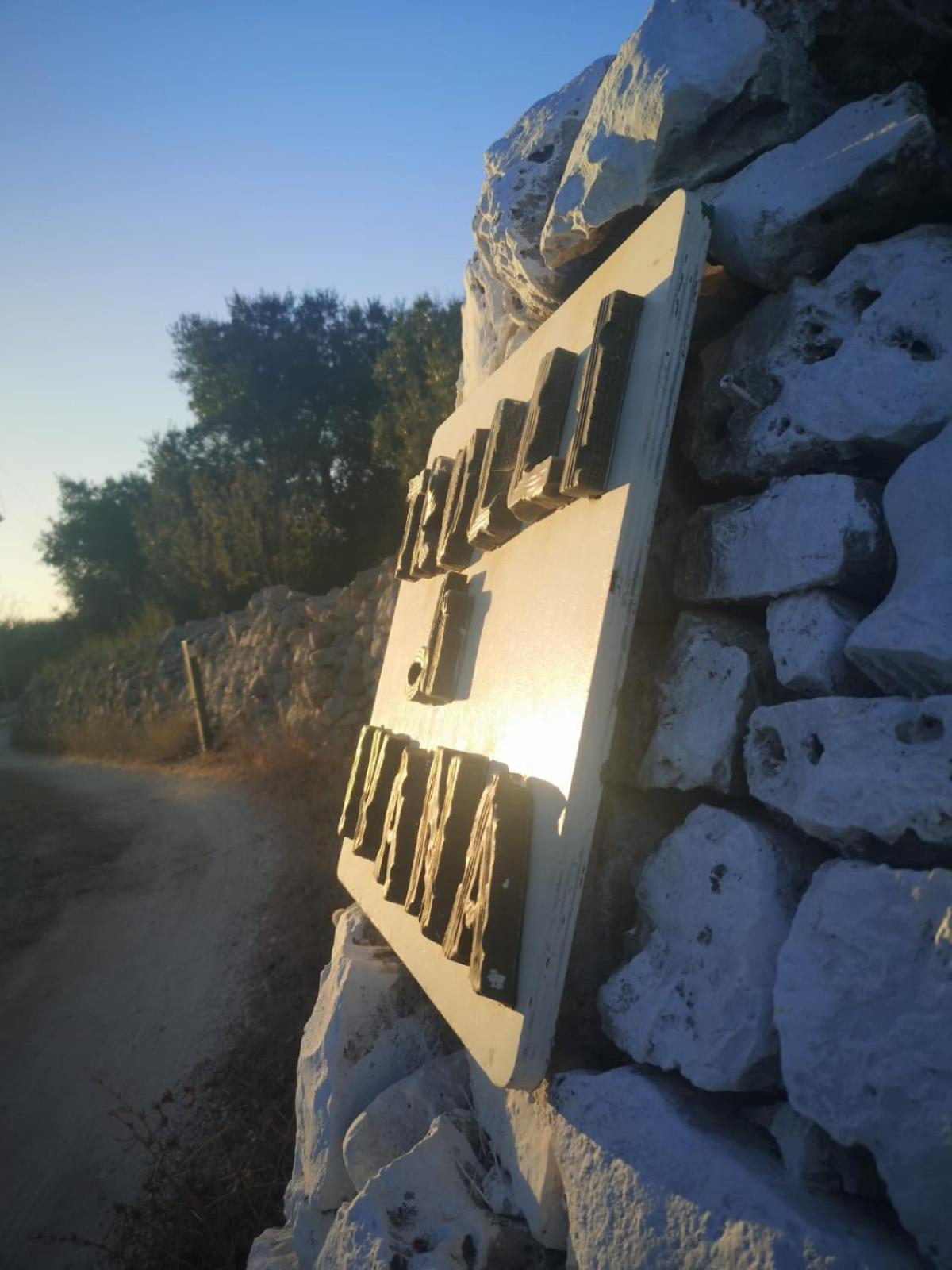 Trulli Di Ivana Остуні Екстер'єр фото
